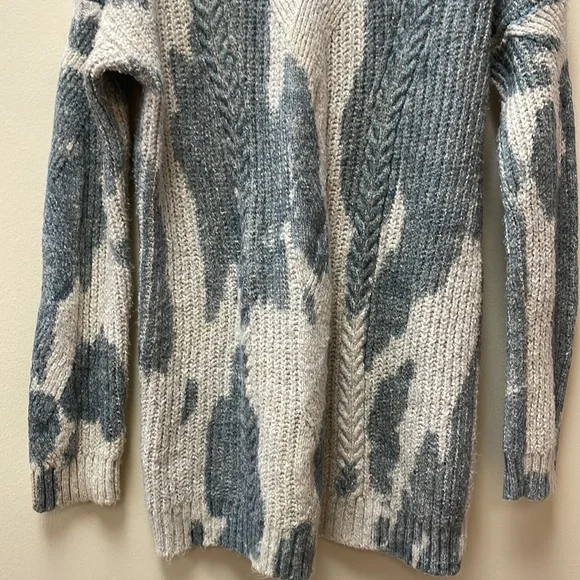 Pilcro Spotted Turtleneck Sweater From Anthropologie!!🔥🔥🔥 - Picture 12 of 16